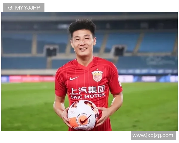 武磊足球明星壁纸精选展现中国足球魅力与激情的视觉盛宴